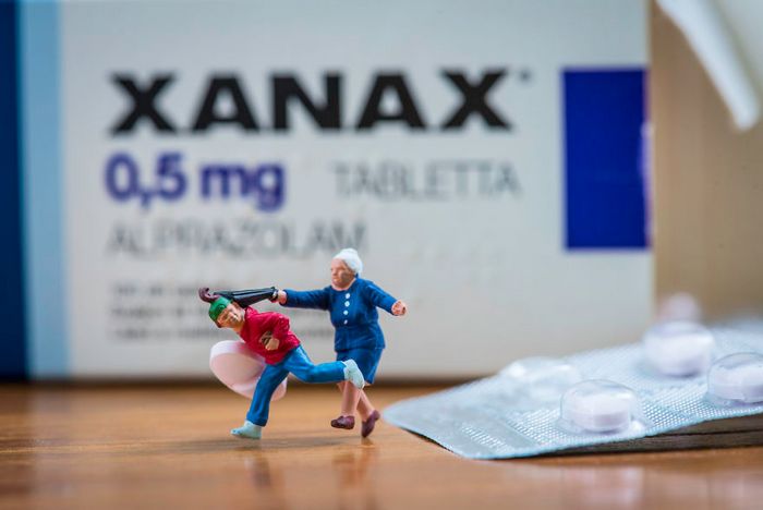 Eu uso objetos cotidianos para criar mini mundos peculiares (30 fotos) 27