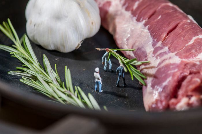 Eu uso objetos cotidianos para criar mini mundos peculiares (30 fotos) 29