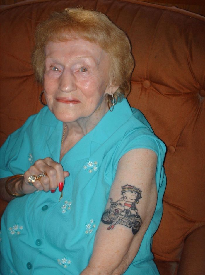 42 idosos tatuados extremamente legal 3