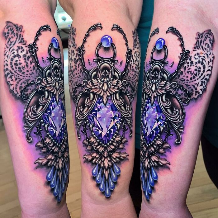 42 tatuagens de joias incrivelmente detalhadas feitas pelo mestra da tinta das celebridades 22