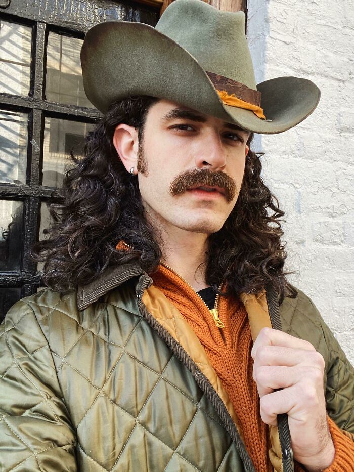 35 homens que deixaram o cabelo crescer e ficaram incríveis 5