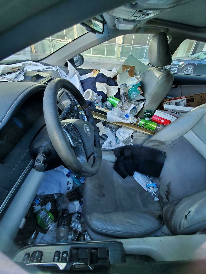 27 pessoas que estão tendo um dia ruim no trabalho 22