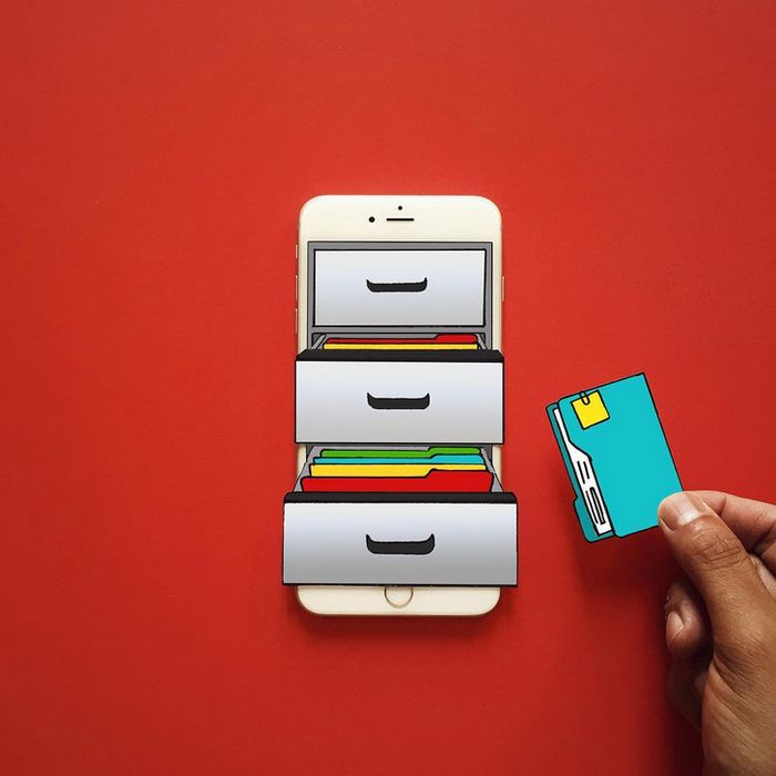 Um artista cria pequenos mundos imaginários com seu iPhone (25 fotos) 12