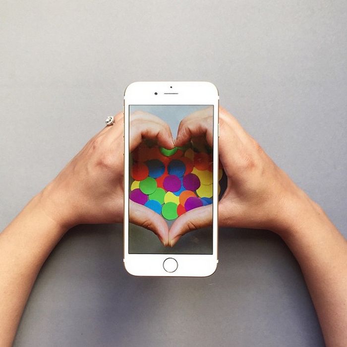 Um artista cria pequenos mundos imaginários com seu iPhone (25 fotos) 20