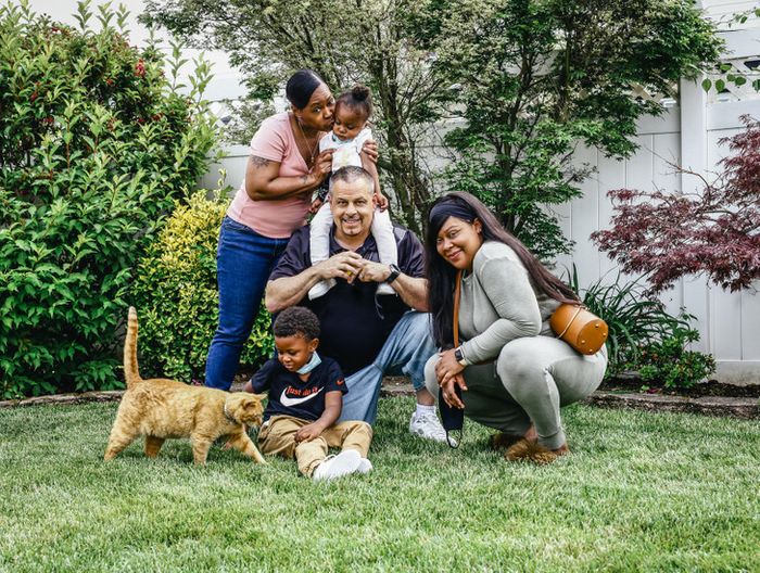 Uma fotógrafa tirar fotos de família em todo o mundo que mostram como todos nós somos semelhantes (16 fotos) 10