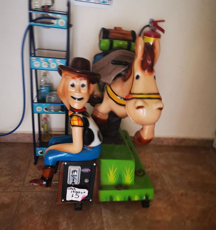 18 brinquedos que são estranhos, se você por eles no fundo do armário ninguém vai lembrar deles 15