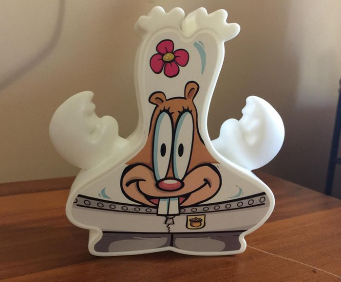 18 brinquedos que são estranhos, se você por eles no fundo do armário ninguém vai lembrar deles 18