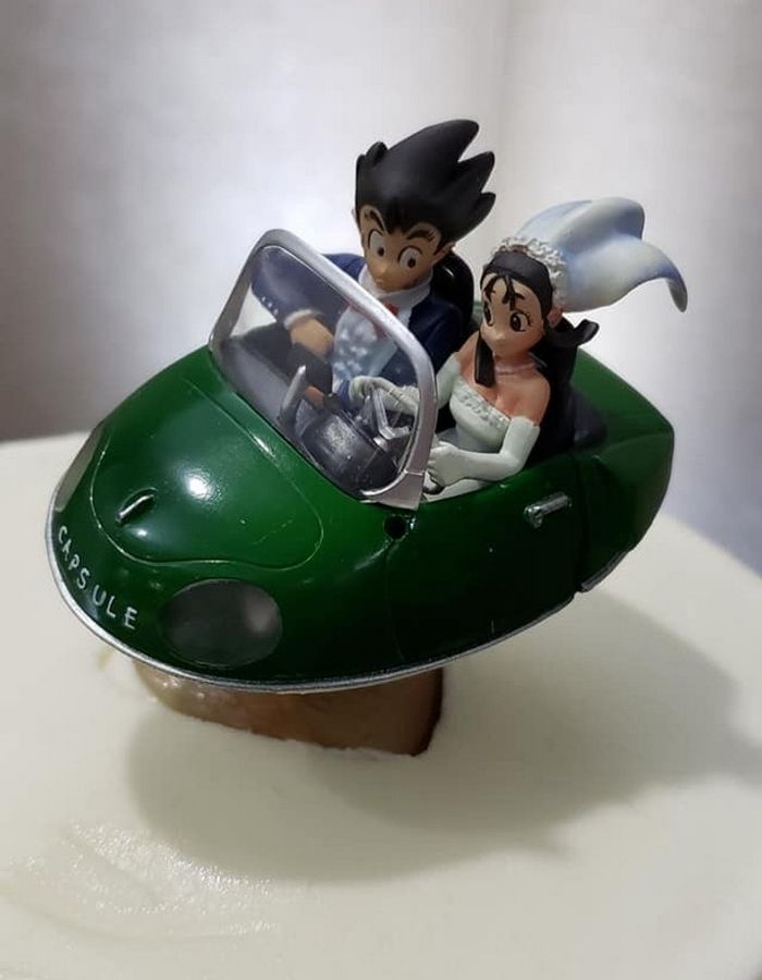 21 ideias criativas para o topo do bolo de casamento 11