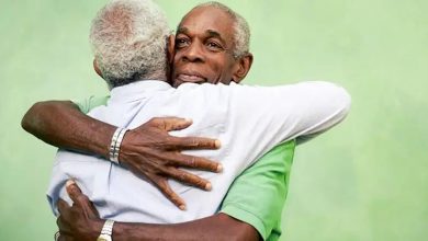 10 tipos de abraços e seus respectivos significados 10