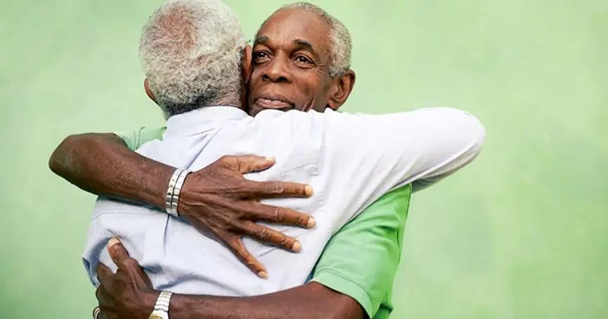 10 tipos de abraços e seus respectivos significados