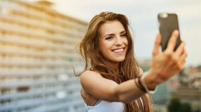 6 coisas que só pessoas com baixa autoestima postam no Facebook 6