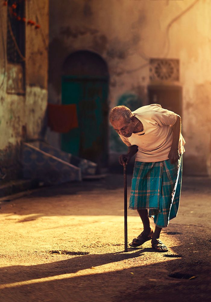 O lado tranquilo da vida urbana nas ruas estreitas do sul da Ásia (36 fotos) 26