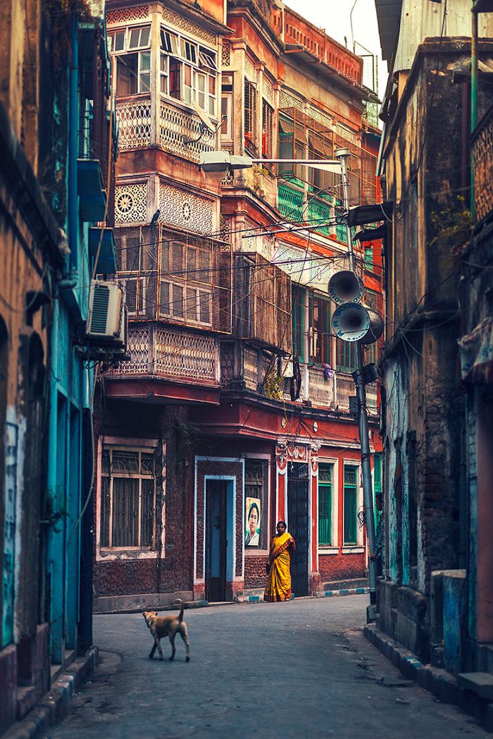 O lado tranquilo da vida urbana nas ruas estreitas do sul da Ásia (36 fotos) 28