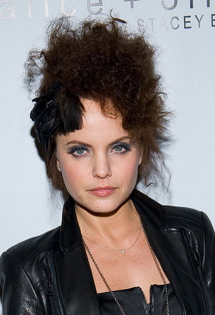 21 penteados bizarros de celebridades que nos fizeram querer esfregar os olhos 20