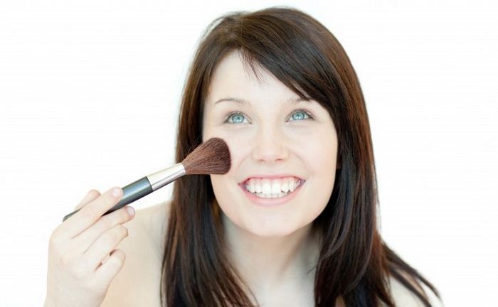 5 sinais que nossos corpos emitem quando alguém fala sobre nós 1