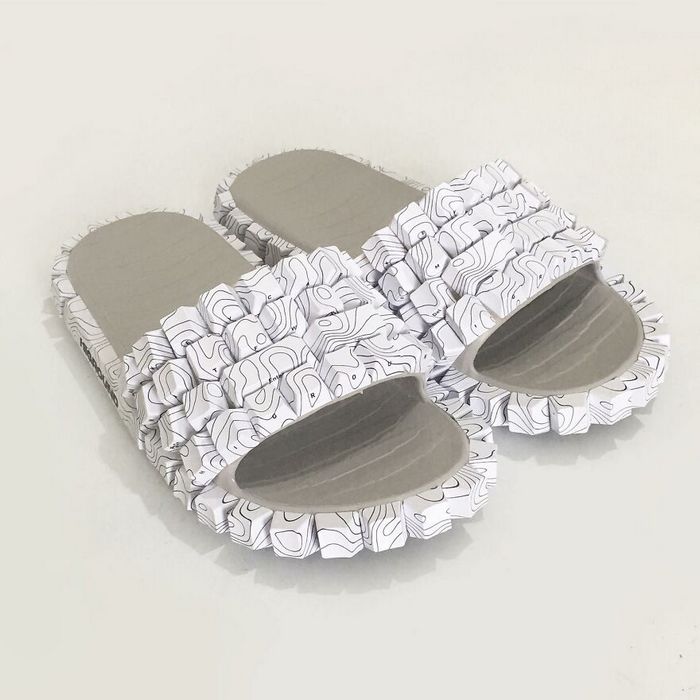 Artista cria objetos incríveis com teclas do teclados de computador (16 fotos) 11