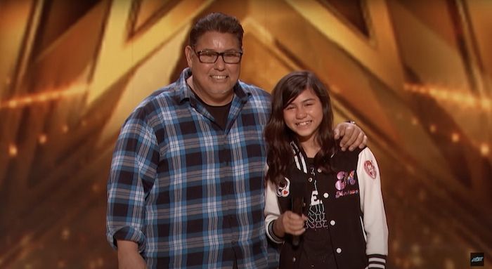 Menina de 11 anos surpreendem os jurados do America's Got Talent 1