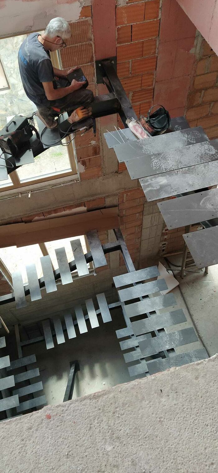 Segurança em primeiro lugar: 34 exemplos mais idiotas de segurança no trabalho 17