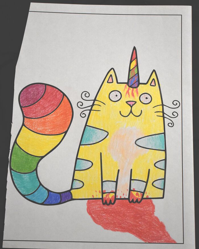 47 vezes em que adultos improvisaram e arruinaram livros de colorir para crianças 7