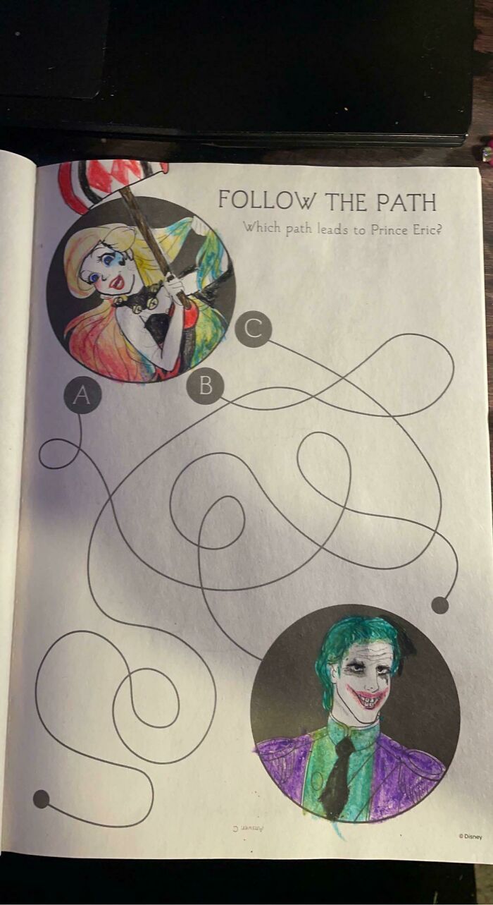 47 vezes em que adultos improvisaram e arruinaram livros de colorir para crianças 17