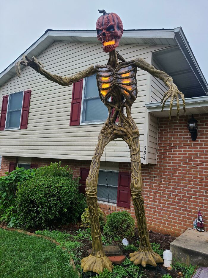 41 vezes que as pessoas levaram as decorações de Halloween para o próximo nível 8
