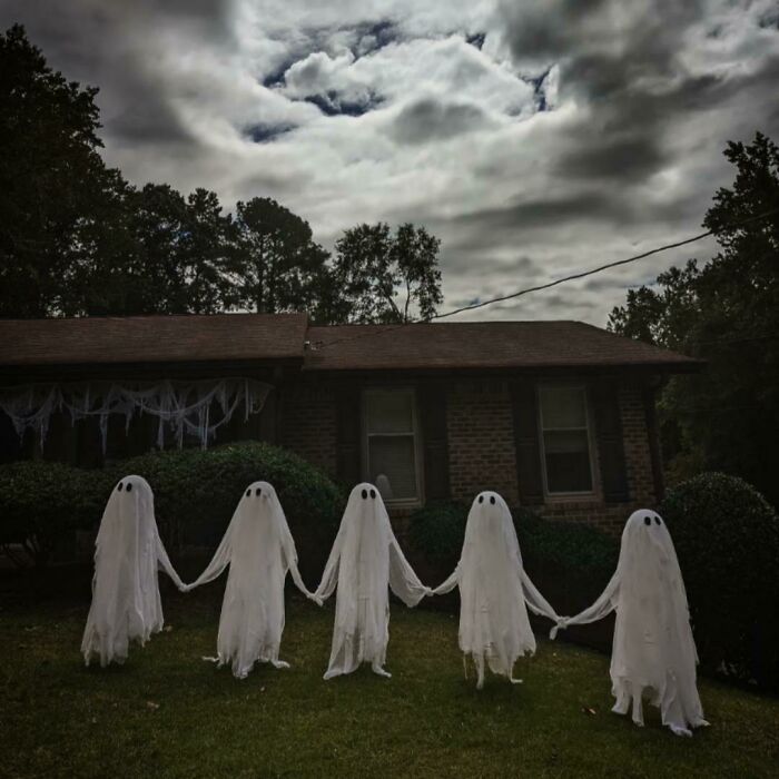 41 vezes que as pessoas levaram as decorações de Halloween para o próximo nível 10