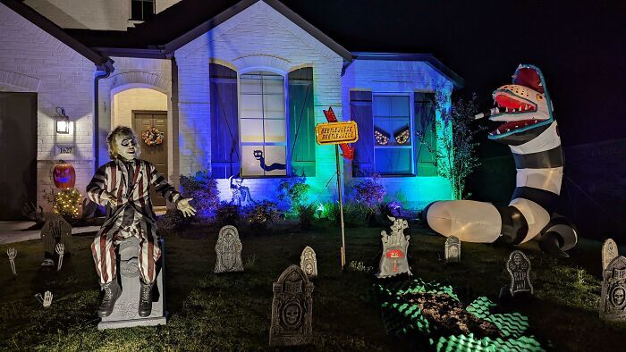 41 vezes que as pessoas levaram as decorações de Halloween para o próximo nível 13