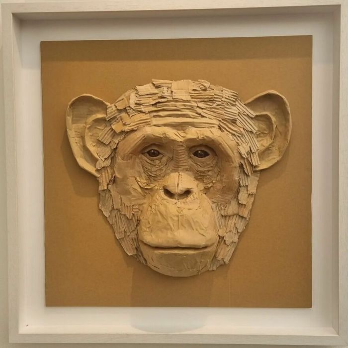 Artista transforma papelão e outros materiais descartados em impressionantes esculturas realistas de animais (22 fotos) 20