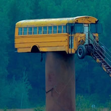 Pessoas riam da casa dele, até que entraram nela