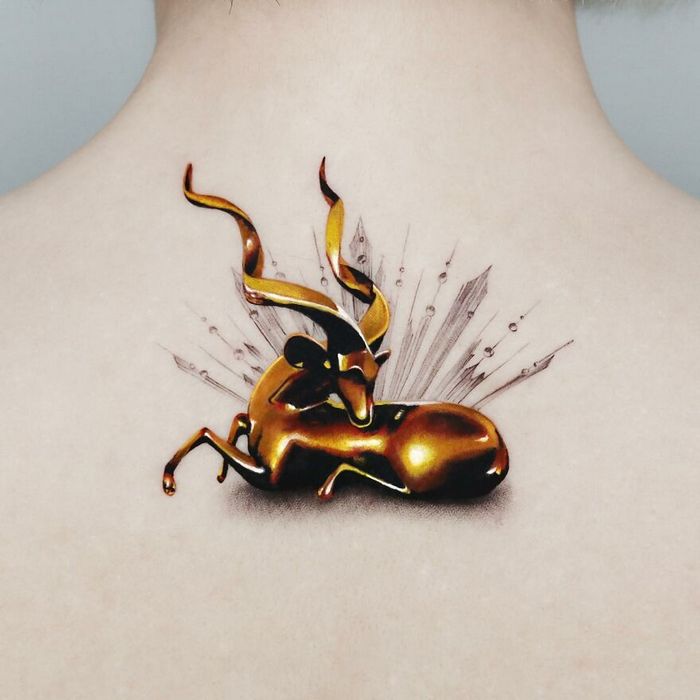 Artista de Manhattan tem uma habilidade incrível de criar tatuagens douradas hiper-realistas (38 fotos) 6