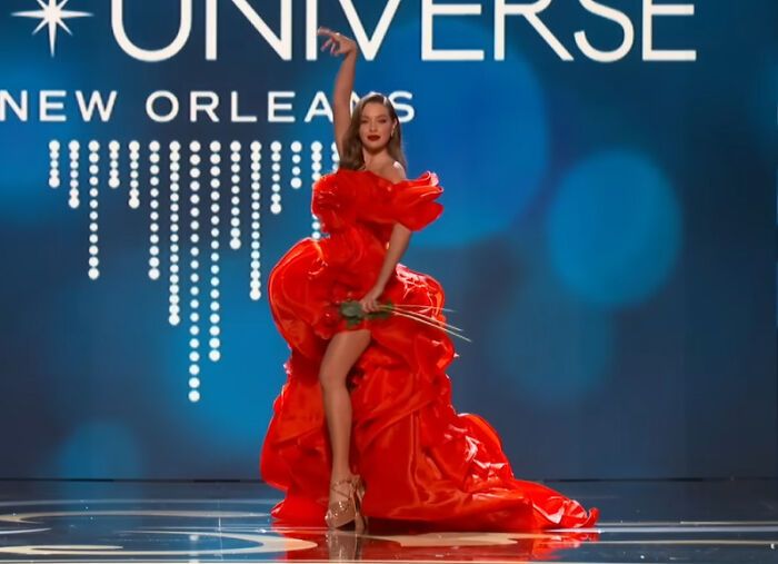 32 concorrentes do Miss Universo vestindo “trajes nacionais” 27