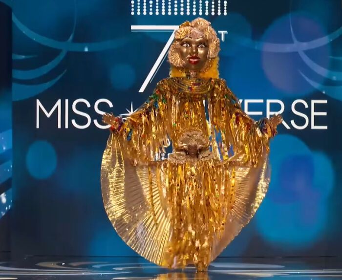 32 concorrentes do Miss Universo vestindo “trajes nacionais” 30