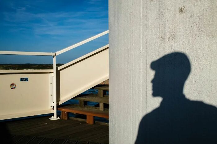 Este fotógrafo belga captura cenas engraçadas e extraordinárias da vida cotidiana (30 fotos) 24