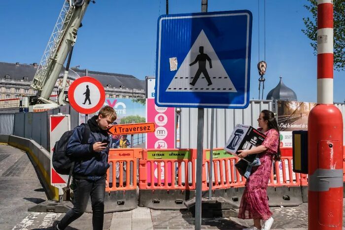 Este fotógrafo belga captura cenas engraçadas e extraordinárias da vida cotidiana (30 fotos) 29