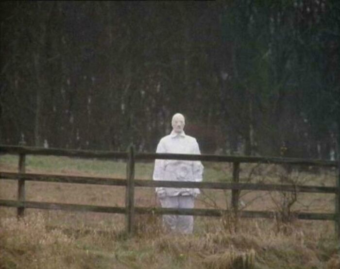 32 pessoas viram essas imagens amaldiçoadas e tiveram que compartilhá-las neste grupo online 15