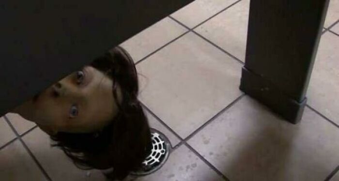 32 pessoas viram essas imagens amaldiçoadas e tiveram que compartilhá-las neste grupo online 19