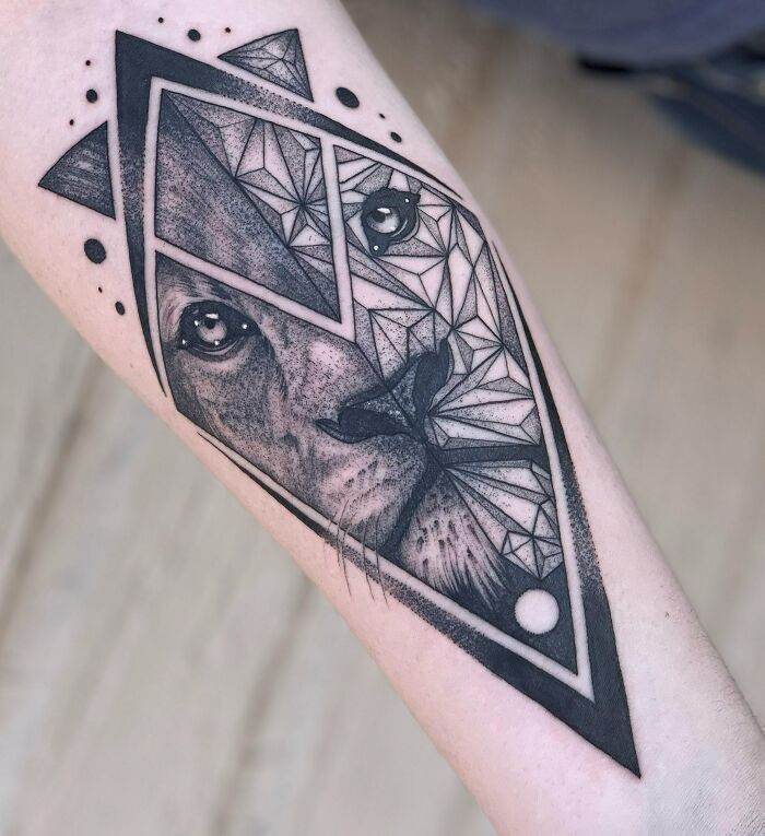 42 tatuagens geométricas que têm tudo a ver com formas e criatividade 4