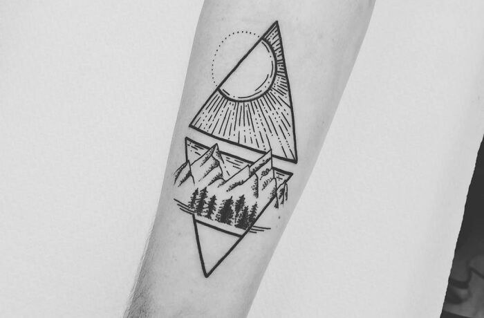 42 tatuagens geométricas que têm tudo a ver com formas e criatividade 21
