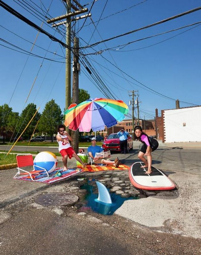 Artistas transformaram buracos em oportunidades criativo para tirar fotos (20 fotos) 17