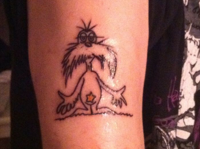 42 tatuagens engraçadas das quais ninguém pode deixar de rir 1