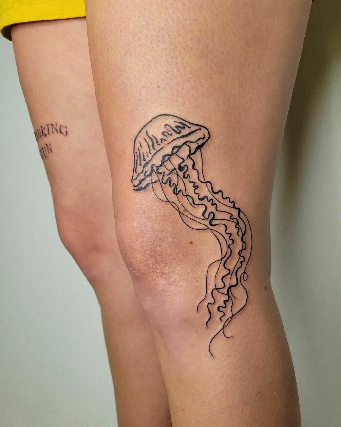 42 tatuagens incríveis que transformam os joelhos em obras de arte! 18