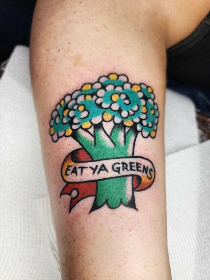44 tatuagens para mães: Expressando o vínculo precioso com ideias criativas 18