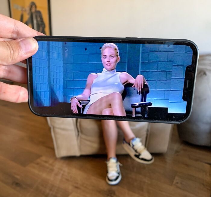 Transformando o cotidiano: Artista combina imagens no smartphone sem usar photoshop (16 fotos) 7