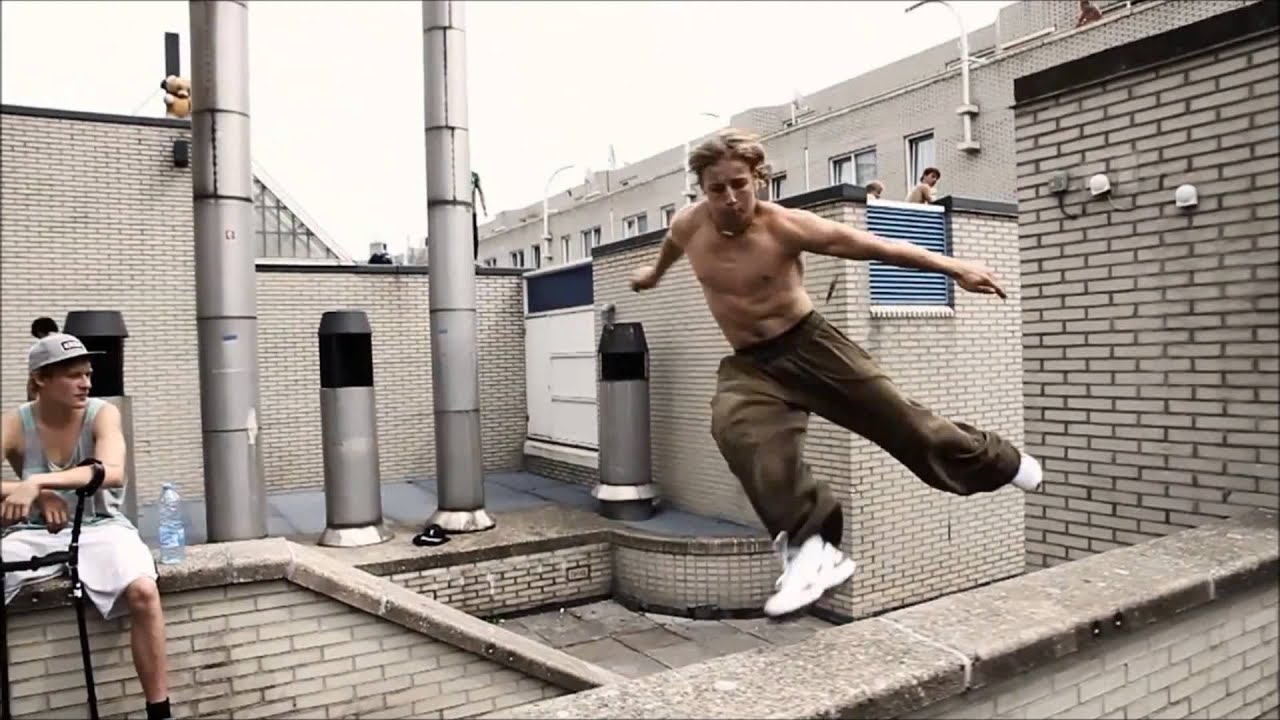 The World's Best Parkour and Freerunning 2012 10
