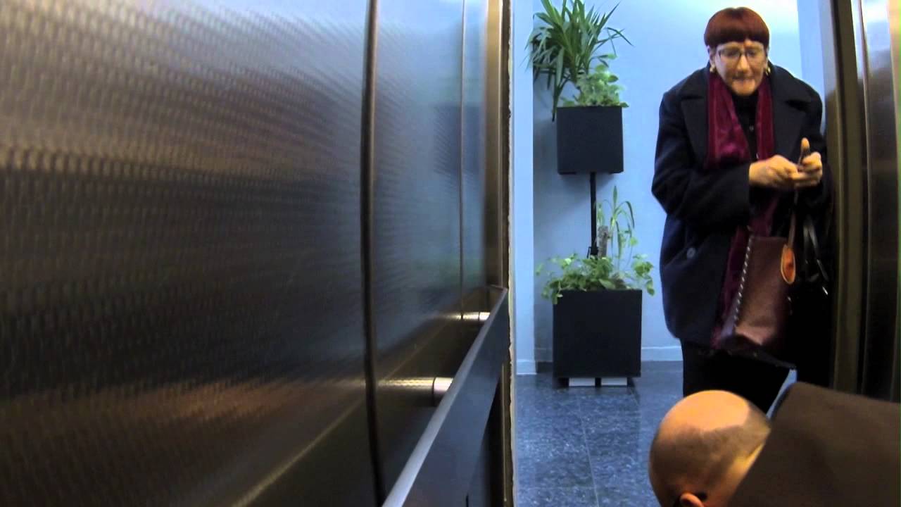 Pegadinha – Assassinato no elevador