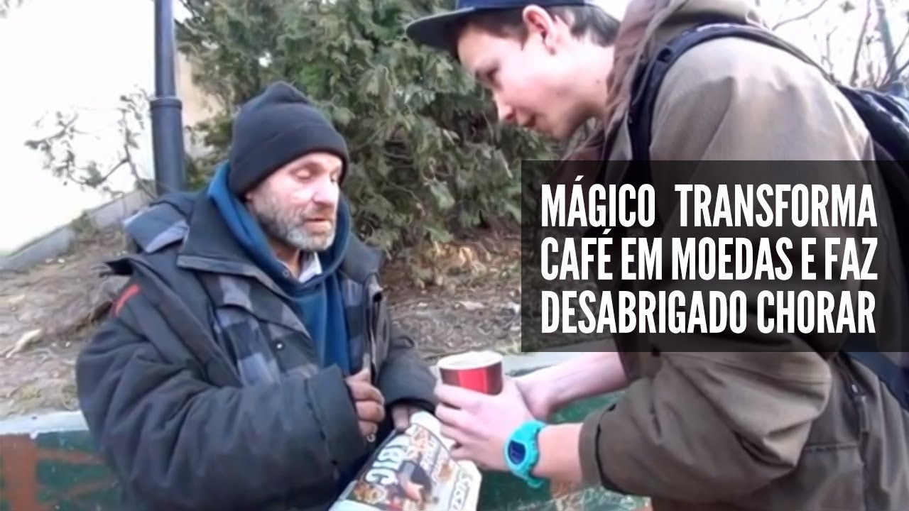 Mágico transforma café em moedas