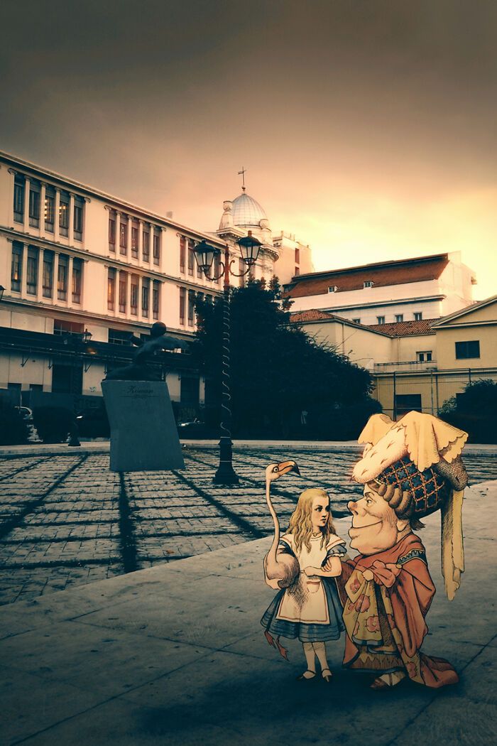 A jornada de Alice no País das Maravilhas de Atenas: 18 colagens criadas por um artista 18