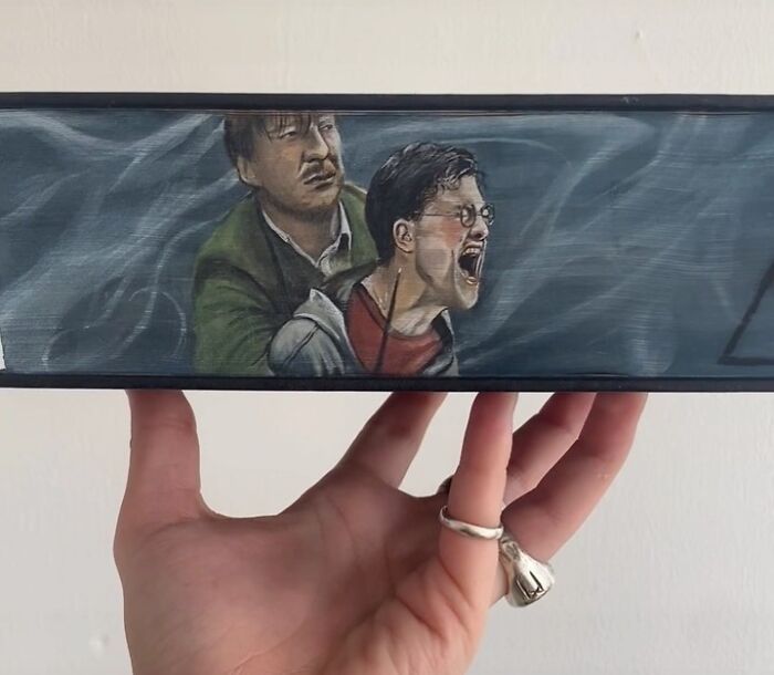 42 desenhos irados nas beiradas dos livros famosos feitos por essa artista! 26