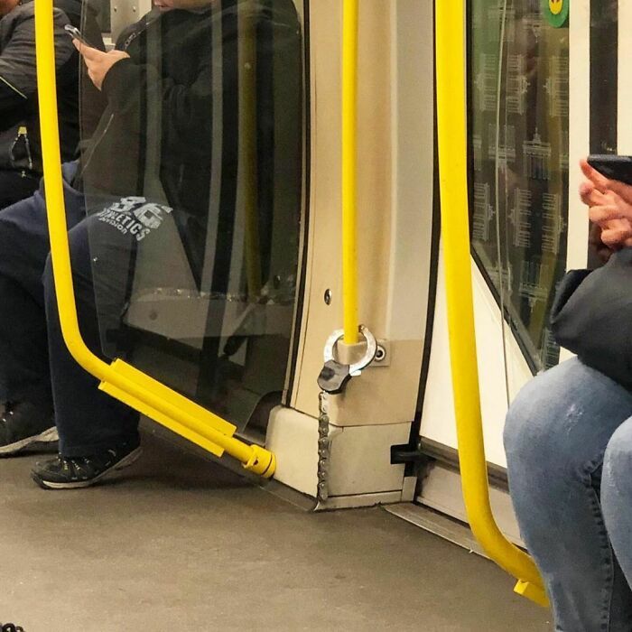 42 vezes que todo mundo precisou olhar duas vezes no metrô de Berlim 1