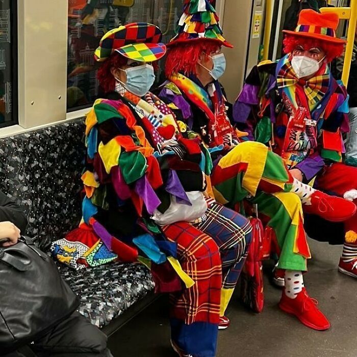 42 vezes que todo mundo precisou olhar duas vezes no metrô de Berlim 11